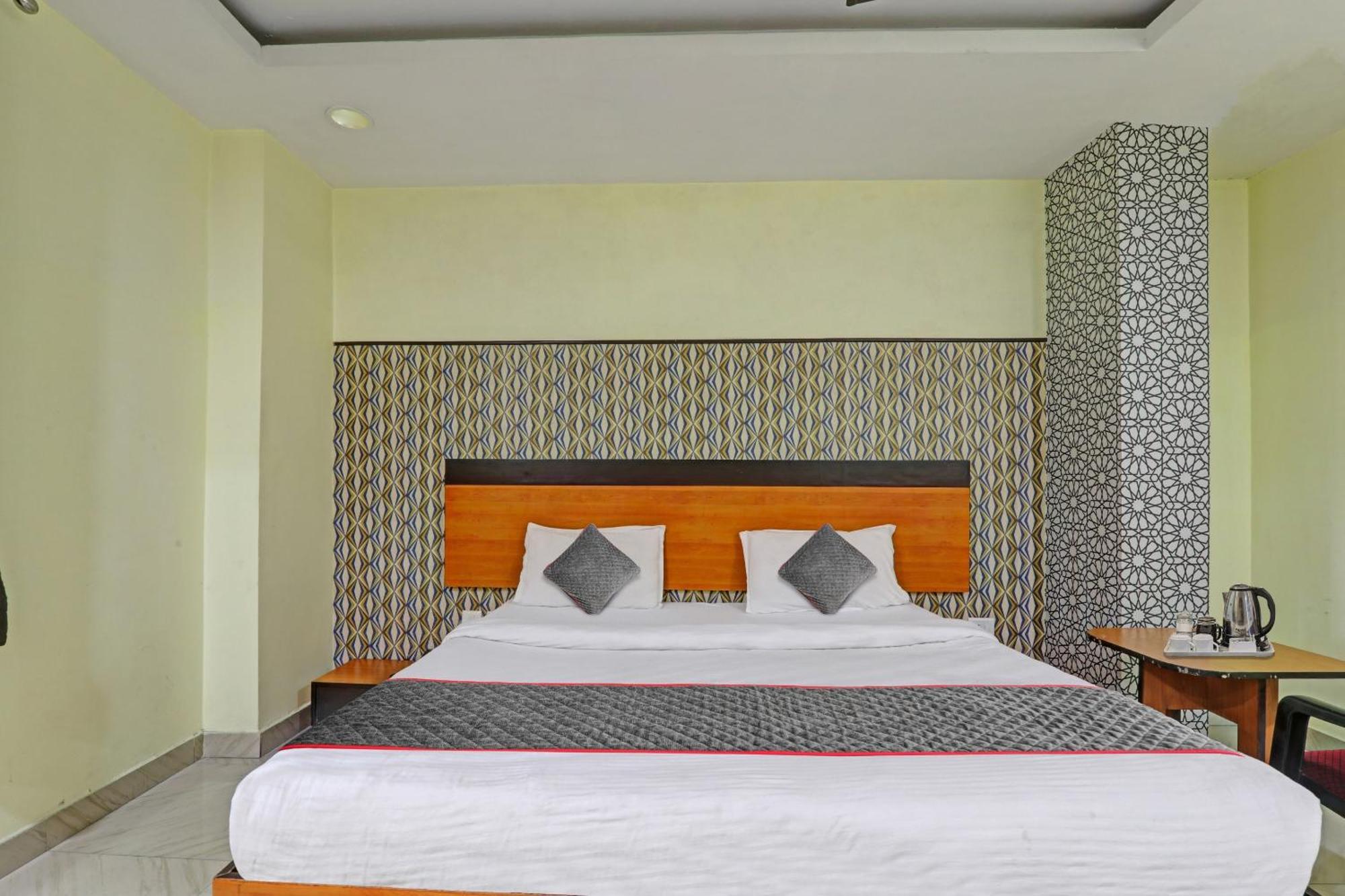 O 3* Lucknow